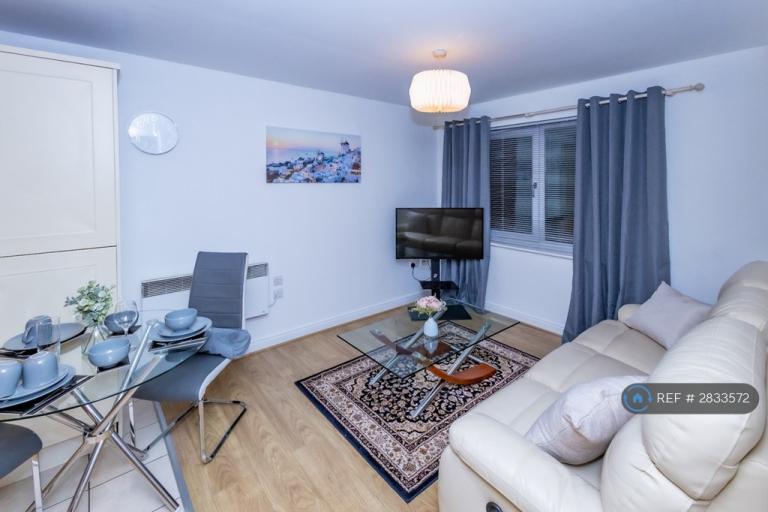 2 bedroom flat in The Wedge, Nottingham, NG6 (2 bed) (#2833572)
