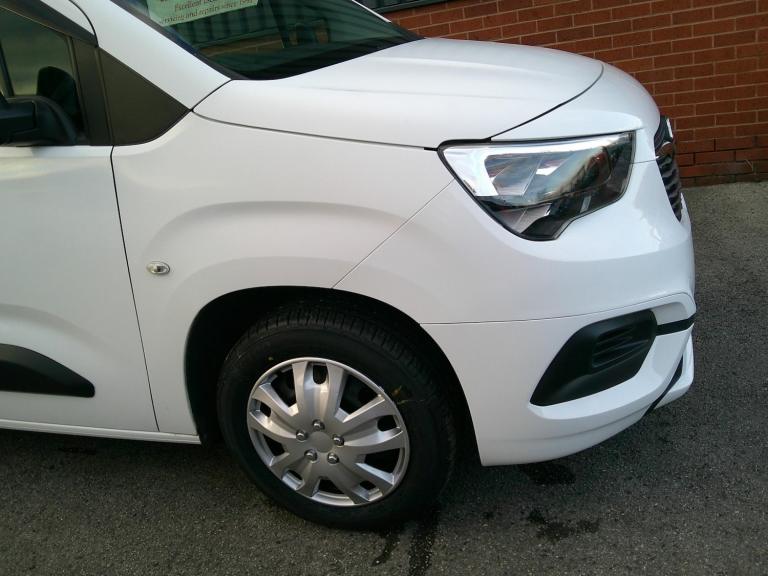 VAUXHALL COMBO 1.6 Turbo D 2300 Sportive 2020