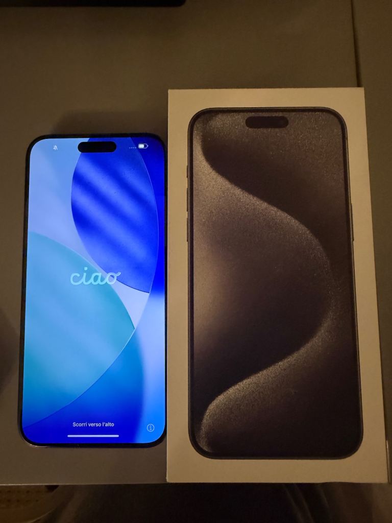IPhone 15 pro max black titanium