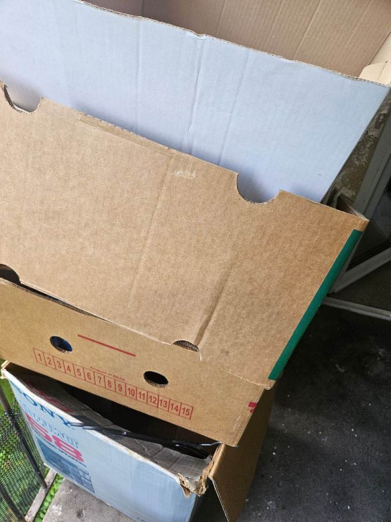 Assorted Cardboard Boxes – Good Condition for Moving or Storage