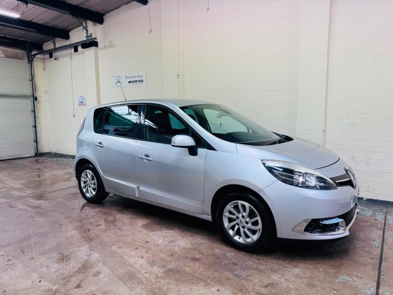 2014 Renault Scenic 1.5 dCi Dynamique TomTom 5dr EDC MPV Diesel Automatic