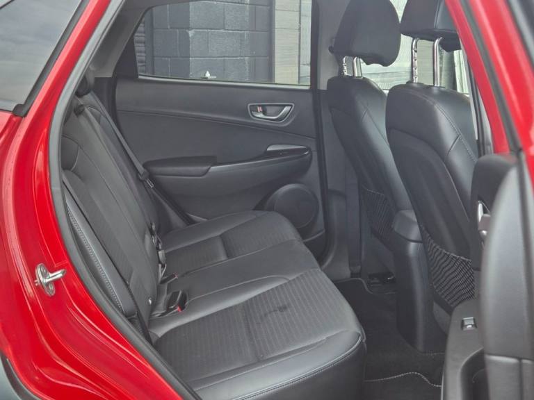 2019 Hyundai KONA 64kWh Premium SE SUV 5dr Electric Auto (7kW Charger) (204 ps) HATCHBACK ELECTRI...