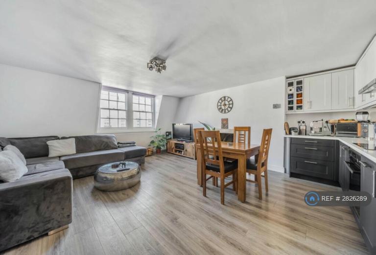 2 bedroom flat in George Street, Bath, BA1 (2 bed) (#2826289)
