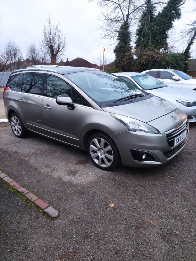 2016 Peugeot 5008 7 seater MPV Automatic Pan Roof