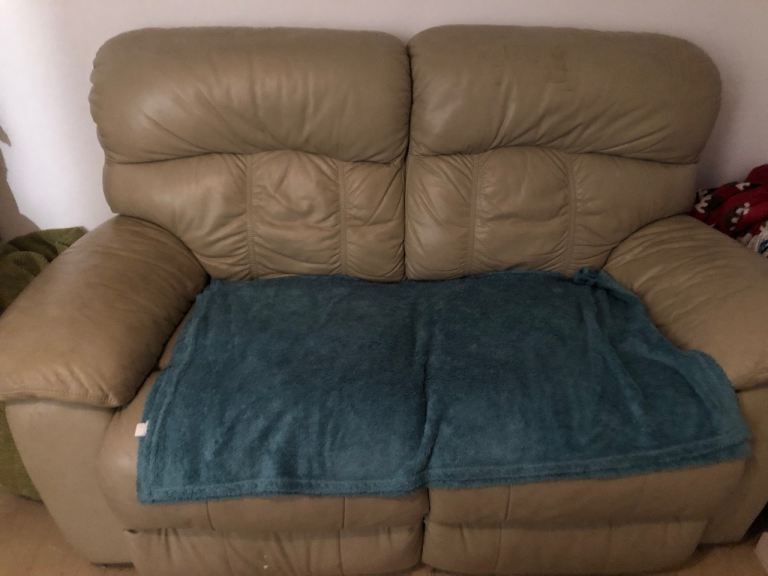 2 seater recliner 