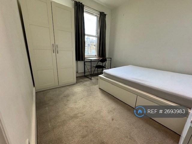 1 bedroom in London, London, SW17 (#2693983)
