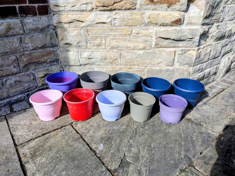 10 Multicoloured Plastic PLANT POTS
