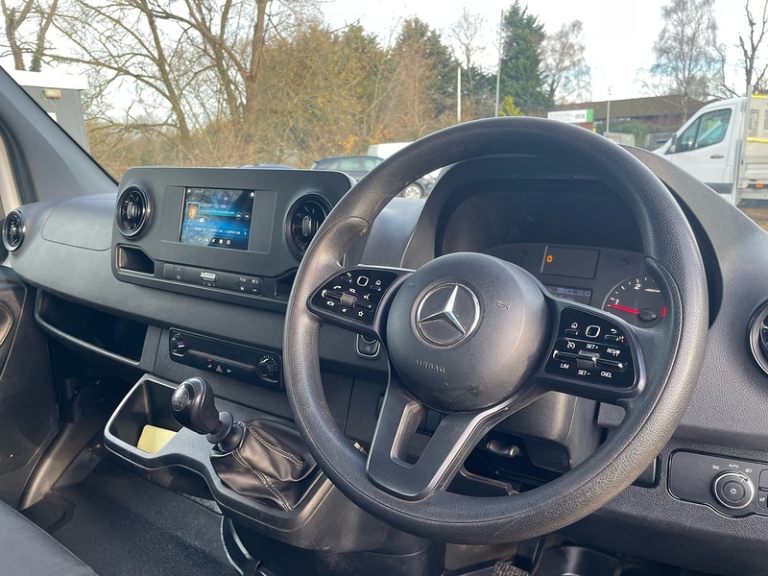 2022 Mercedes-Benz Sprinter 315 2.0 CDI Progressive L3 LWB 14ft DROPSIDE Dropside Diesel Manual