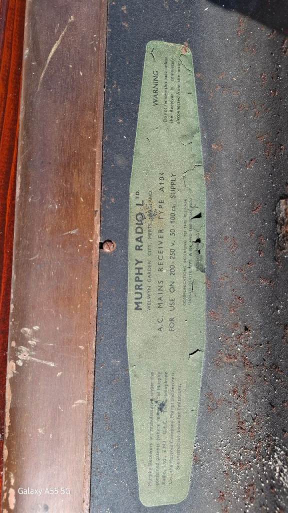 OLD MORPHY RICHARDS RADIO FREE