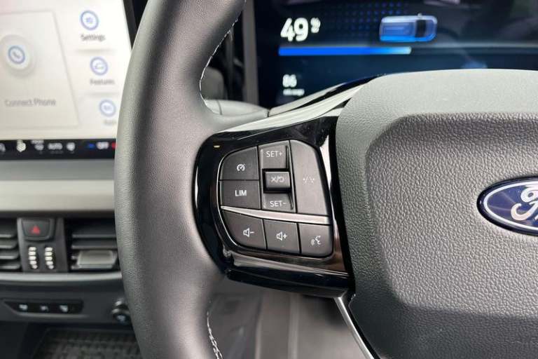 2025 Ford E-Transit Courier Limited AUTO 43kWh 136PS FWD 1 Speed Automatic Panel Van Electric Aut...