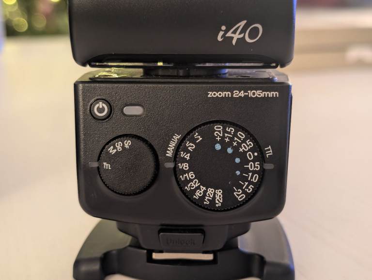 Nissin i40 flash for Fuji 