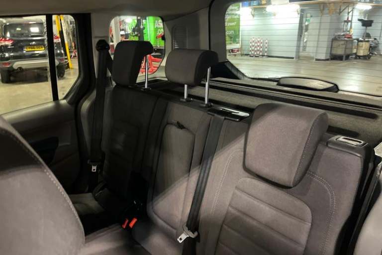 2021 Ford Tourneo Connect 1.5 EcoBlue 120 Titanium 5dr Manual MPV Diesel Manual