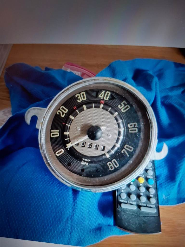 VW splitscreen speedometer