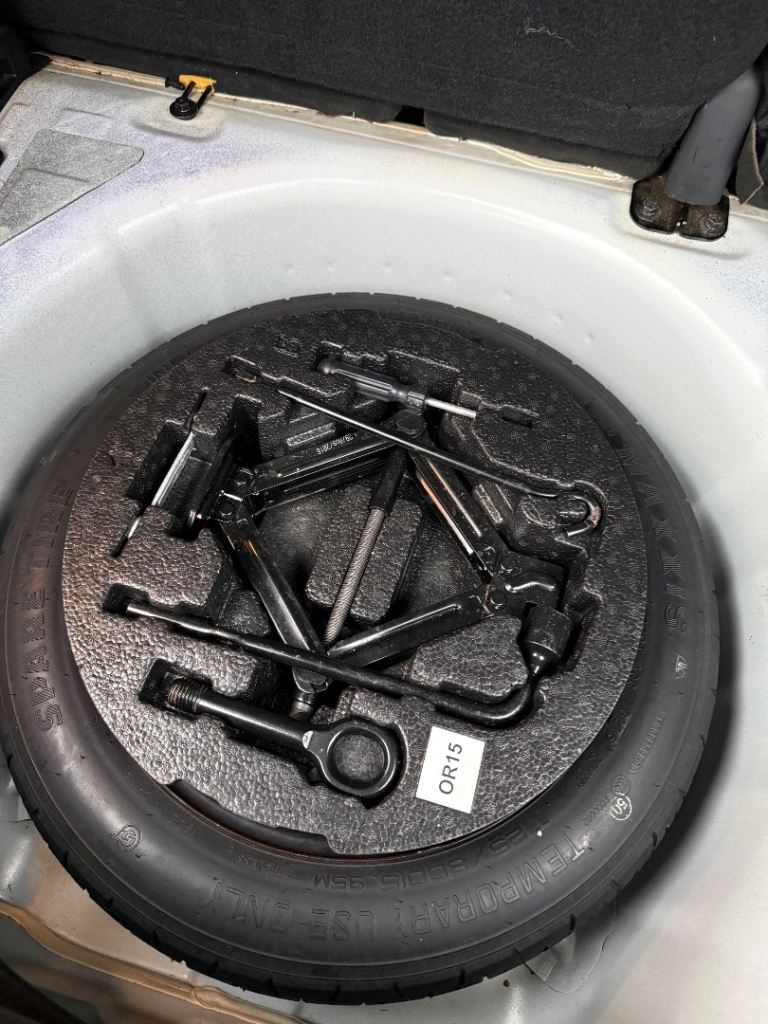 Hyundai, I20, Premium, Hatchback, 2017, Manual, 1248 (cc), 5 doors