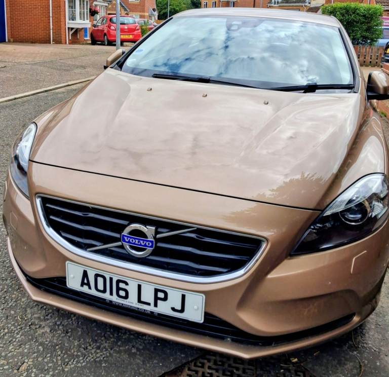 Volvo, V40, Hatchback, 2016, Semi-Auto, 1498 (cc), 5 doors