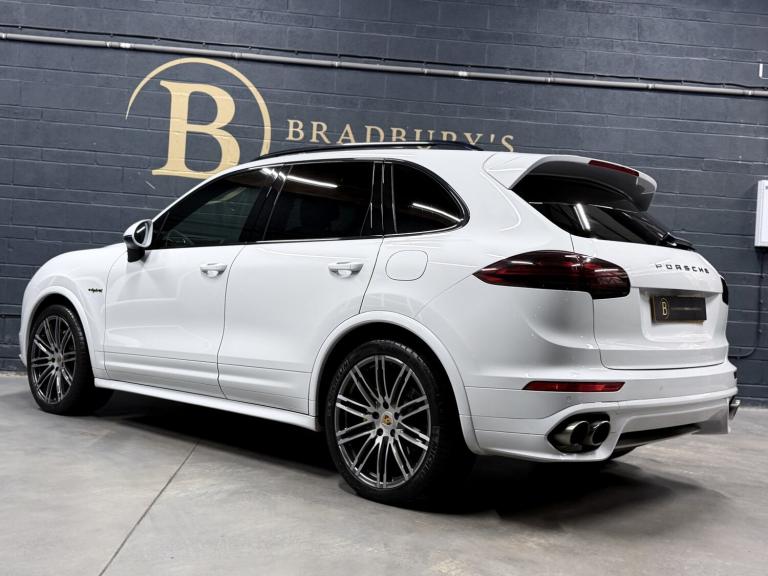 PORSCHE CAYENNE 3.0 V6 E-Hybrid S Platinum Edition 2017