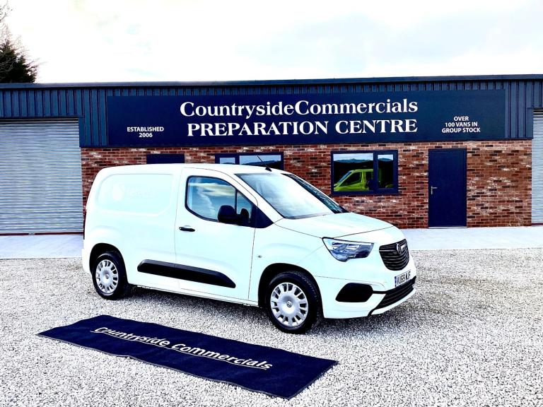 2019 Vauxhall Combo 1.5D 100BHP H1 SPORTIVE VAN / ONE OWNER / TOP SPEC VAN  PANEL VAN Diesel Manual