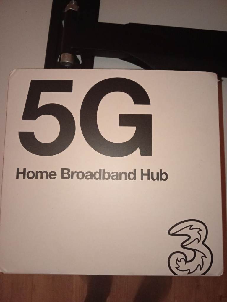image for Three 5 G hub