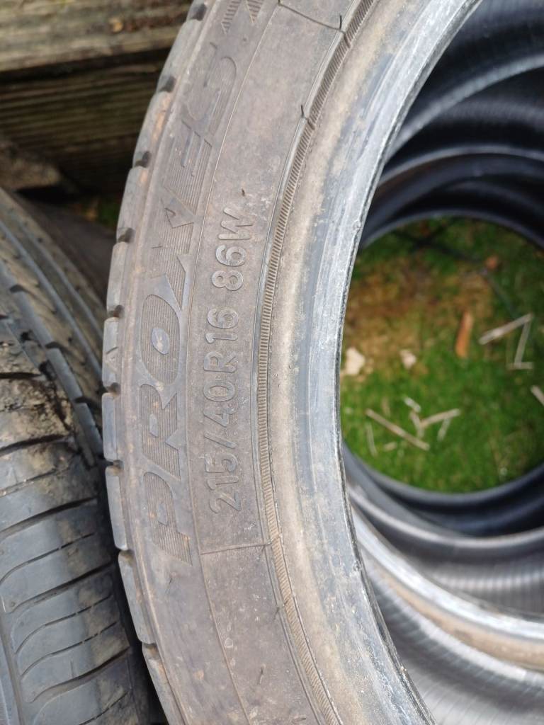 215 40 16 toyo proxes