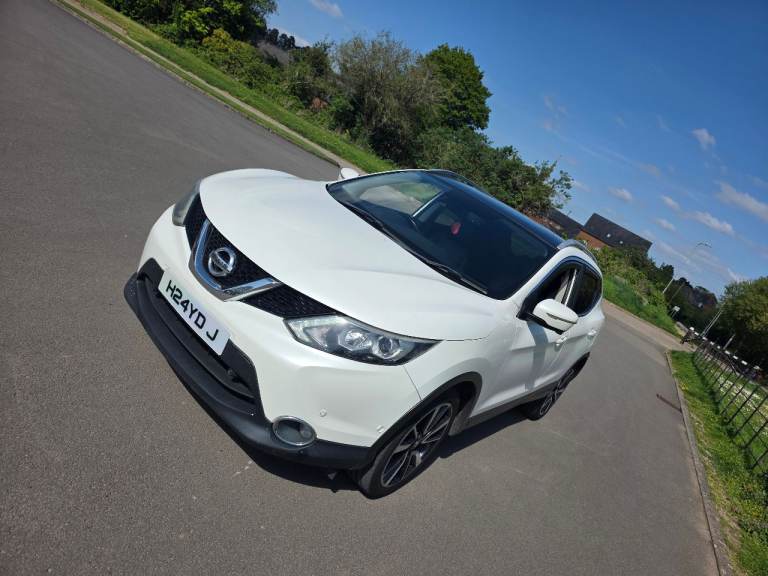 Nissan, QASHQAI, Hatchback, 2014, Manual, 1461 (cc), 5 doors