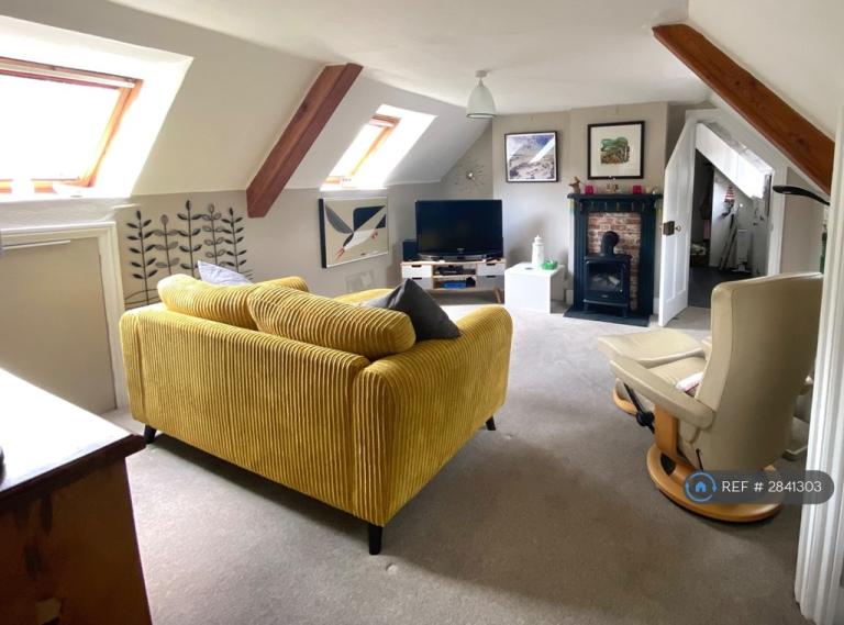 2 bedroom flat in Mill Lane, Lyme Regis, DT7 (2 bed) (#2841303)