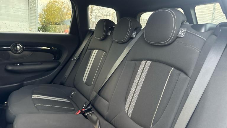 2022 MINI Clubman 1.5 Cooper Shadow Edition 6dr Auto ESTATE PETROL Automatic