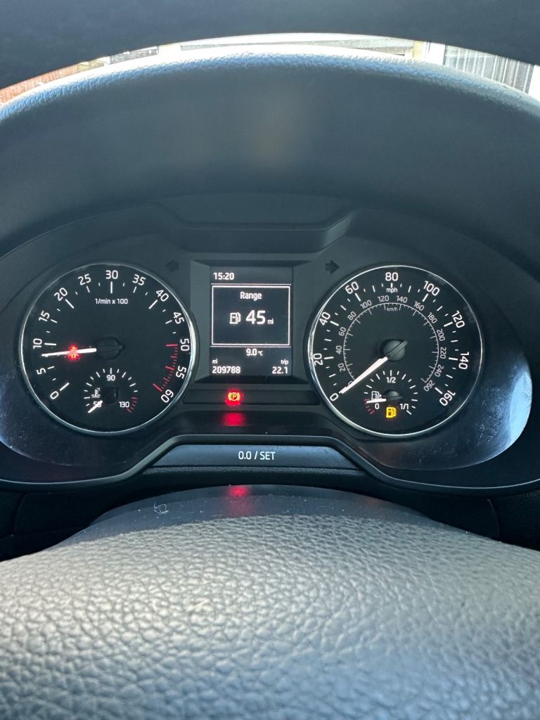 Skoda, OCTAVIA, Estate, 2014, Manual, 1598 (cc), 5 doors