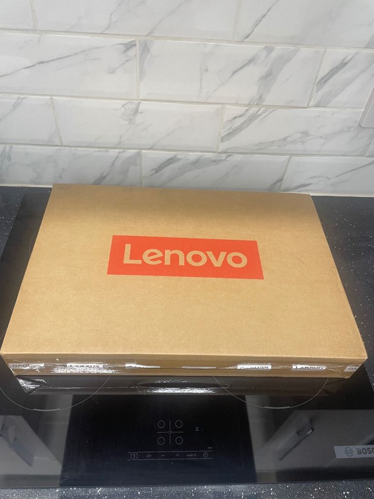 LENOVO IdeaPad Slim 3 15.6" Laptop