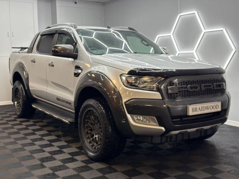2019 Ford Ranger 3.2 TDCi Wildtrak Pickup Double Cab 4dr Diesel Auto 4WD Euro 5 (200 ps) Diesel A...