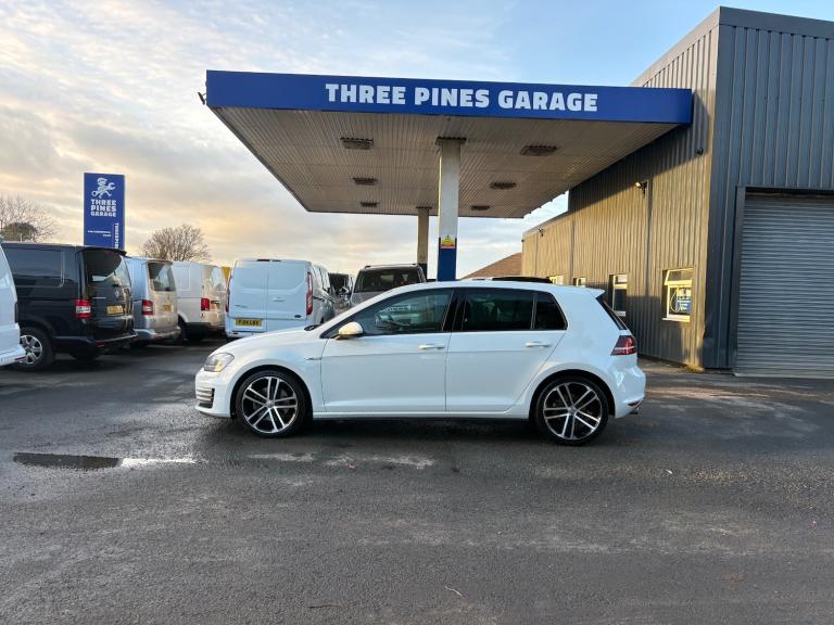 Volkswagen Golf 2.0 TDI GTD 5dr BlueMotion FSH Fantastic Example &amp; Great Spec