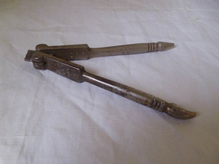 PAIR OF ANTIQUE LOBSTER / CRAB / NUT SHELL CRACKERS .