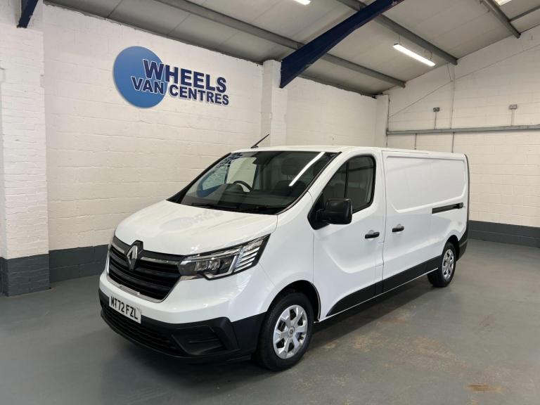2022 Renault Trafic 2.0 dCi Blue 30 Business LWB Euro 6 (s/s) 5dr Panel Van Diesel Manual
