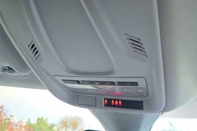 2022 Vauxhall Grandland 1.2 Turbo Elite 5dr HATCHBACK PETROL Manual