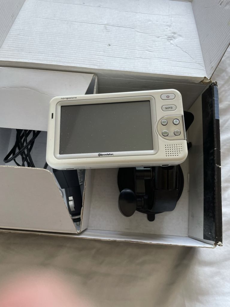 image for Roadstar RGPS404 'Navigazione' Satellite Navigation System.