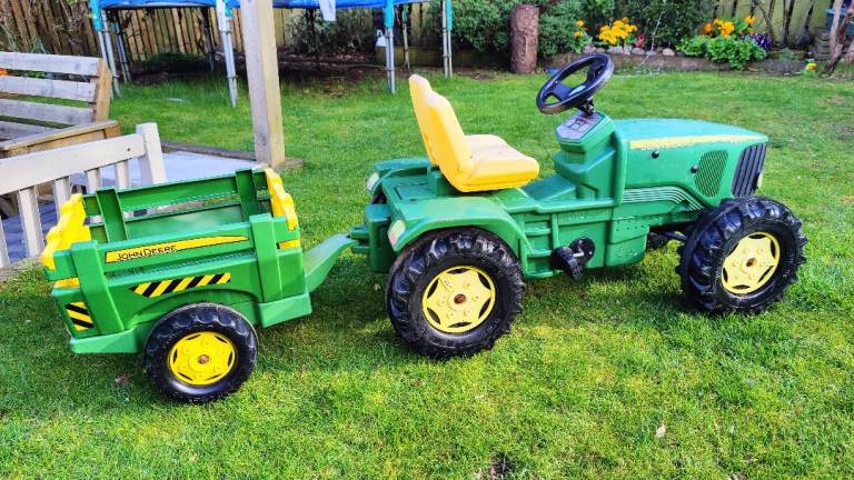 John Deere Kids Ride-On Tractor with Detachable Trailer - Multicoloured Plastic Toy