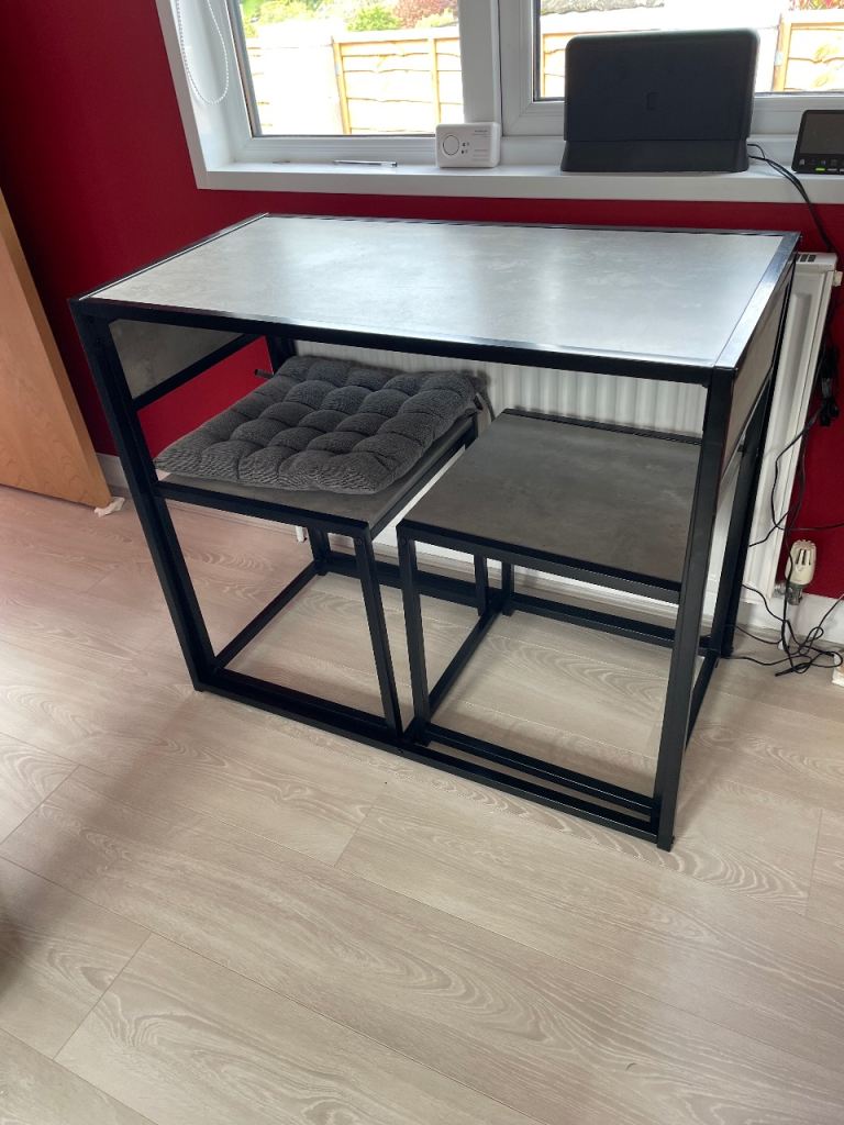Dining Table and chairs