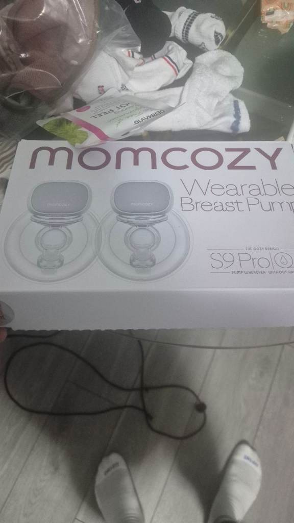 Brand new momcozy breast pump s9 pro