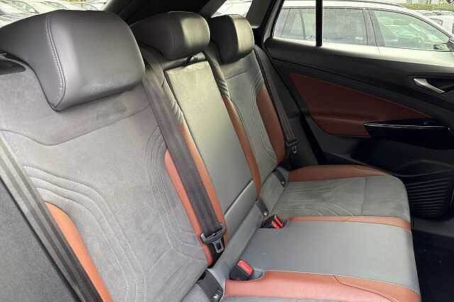 2021 Volkswagen ID.4 150kW 1ST Edition Pro Performance 77kWh 5dr Auto ESTATE ELECTRIC Automatic