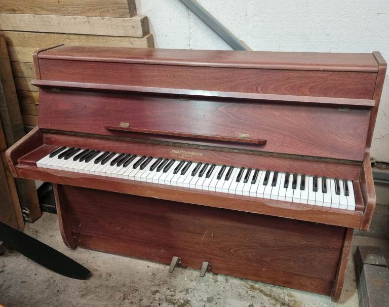 Barratt & Robinson upright piano