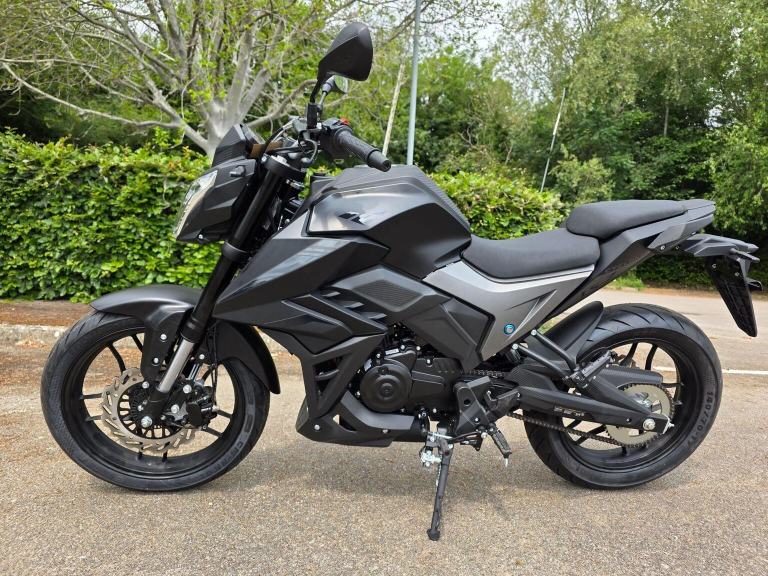 Lexmoto Cypher Electric and  Stylish