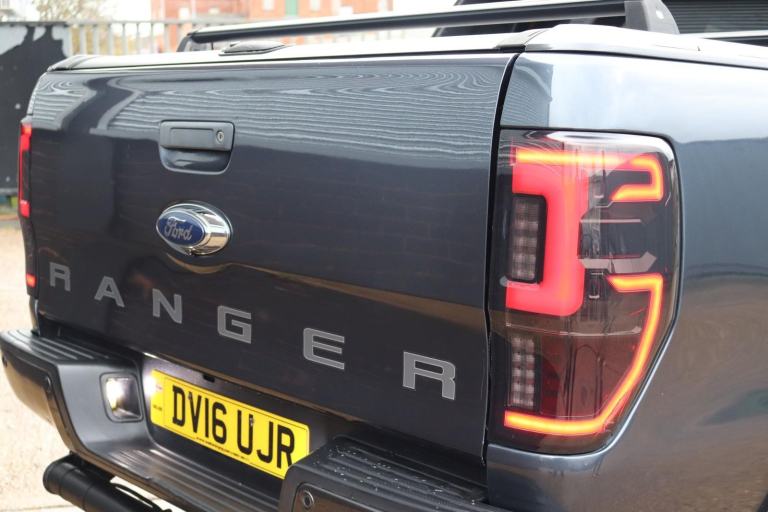 Ford Ranger 3.2 TDCi Wildtrak Auto - RAPTOR LOOKS 