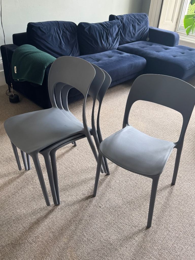 Set of 4 Grey Stacking Plastic Chairs – Good Condition