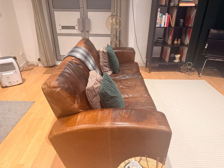 Collection only ! cool leather brown tan 