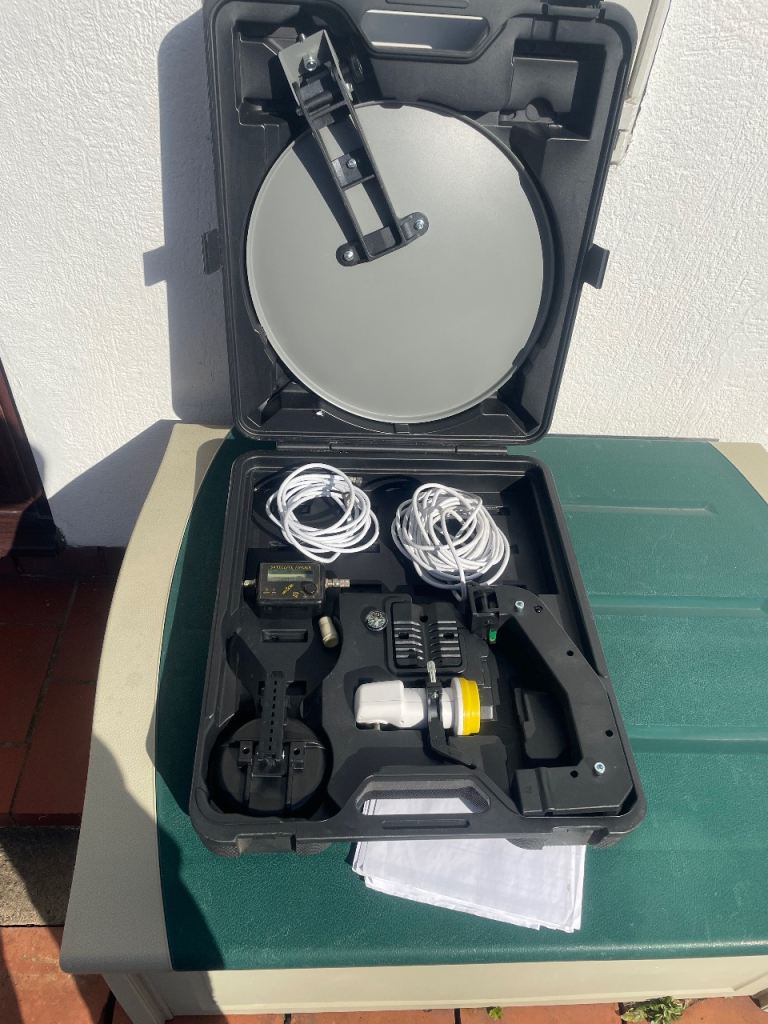 Mobile satellite dish 