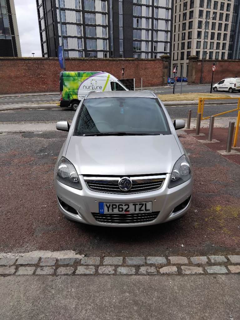 Vauxhall, ZAFIRA, MPV, 2012, Manual, 1686 (cc), 5 doors