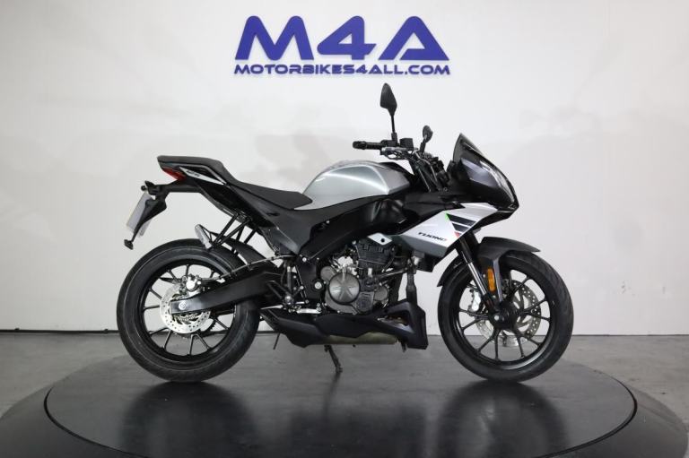 APRILIA TUONO 125 2023