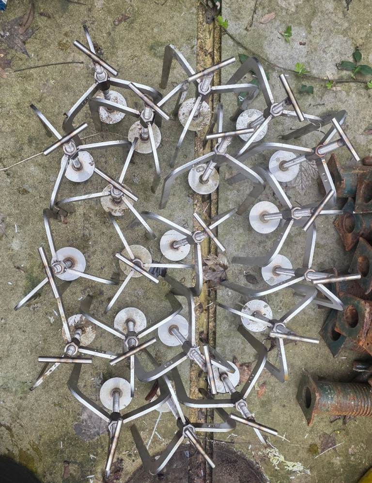 Stainless Metex Screed Tripods