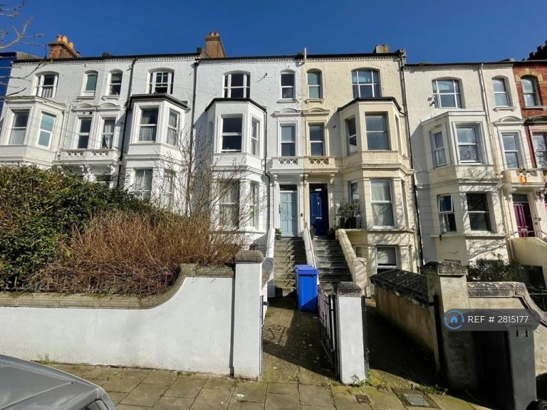 1 bedroom flat in Southwater Road, St Leonards-On-Sea, TN37 (1 bed) (#2815177)