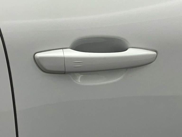 2021 Vauxhall Mokka 100kW Elite Nav Premium 50kWh 5dr Auto SUV ELECTRIC Automatic