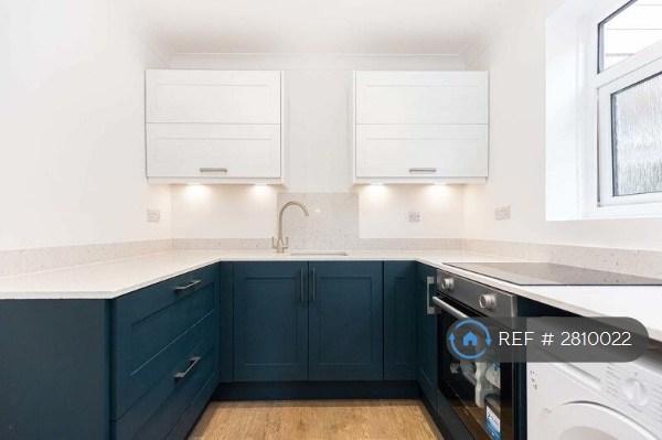 1 bedroom flat in Meyrick Court, Bournemouth, BH2 (1 bed) (#2810022)